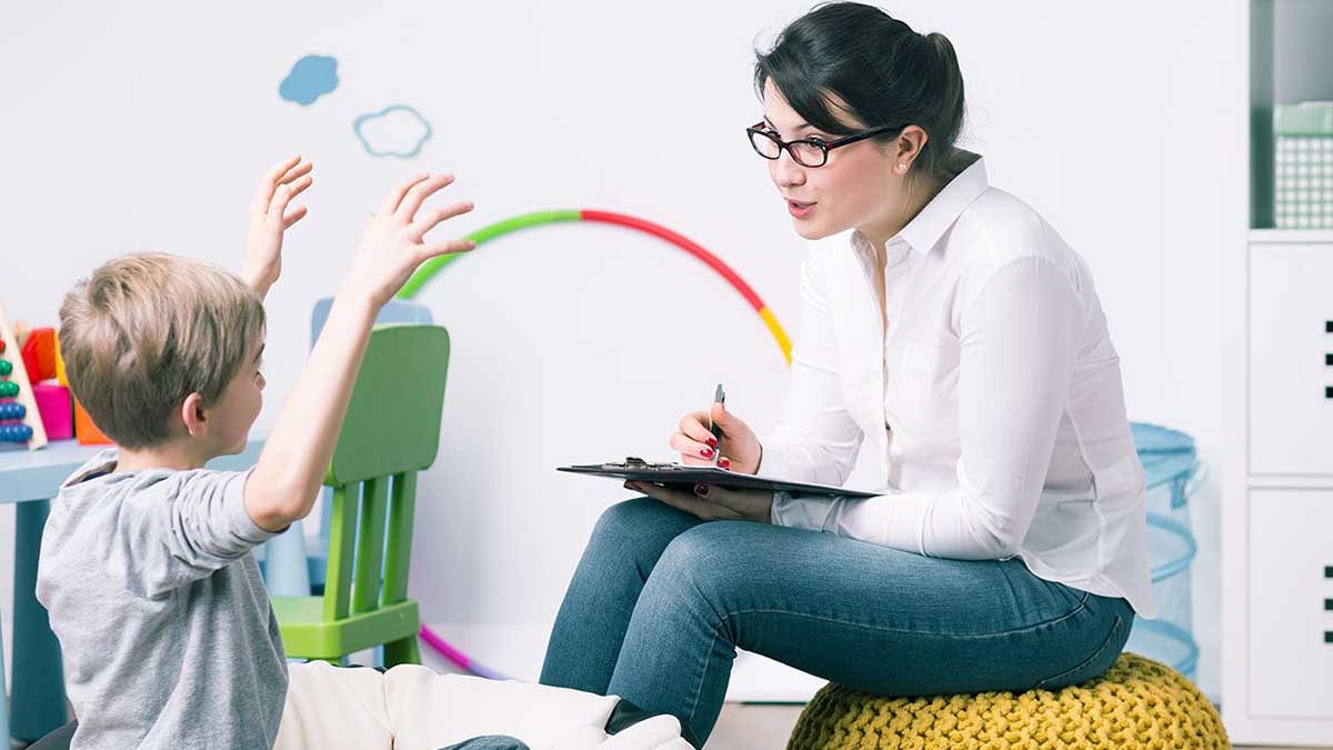 Entrevista por parte de los docentes tutores